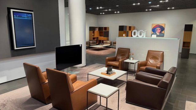 Exploring the Luxuries of Lufthansa's Fi