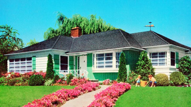 Reviving Vintage Charm: Landscaping Trends Making Waves Today