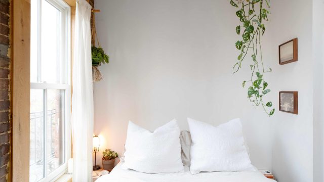 How Hanging a Duvet Cover Can Transform Your Room's Atmosphere