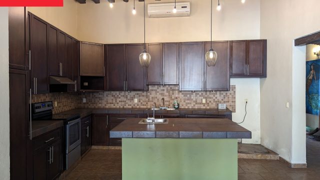 Transform Your Kitchen: How Dark Teal Cabinets Revitalize Spaces
