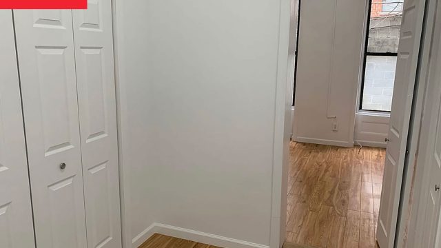 Transforming Compact Spaces: A Look into Innovative Dressing Rooms