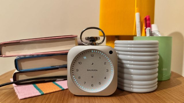 Transform Your Mornings: How This Retro Alarm Clock Beats Snooze Habits