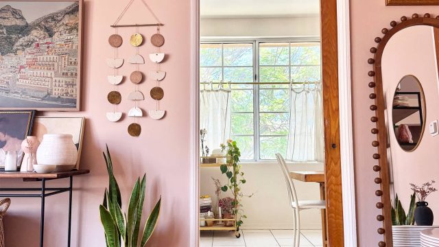 Reviving Vintage Charm: A Dive into a Pink 1920s Studio