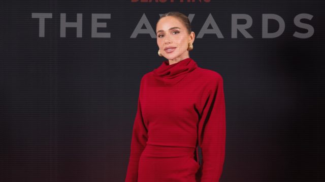 Hailey Bieber's Influence on Beauty Trends: Insights from Mary Phillips