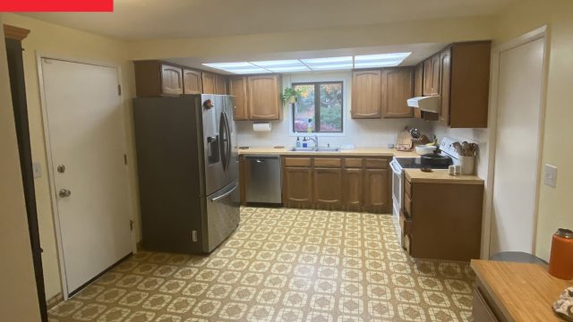 Transforming a Dated Kitchen: A Modern Revival from the '70s