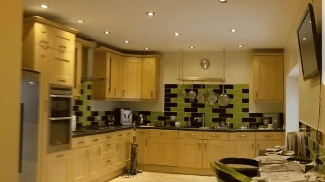 Export: 4 Paint Colors Took This Kitchen from Blah to Anything But Boring
