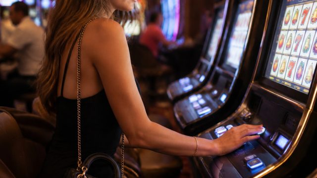 Latest Trends in Online Gaming: What's Hot Right Now