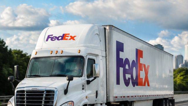 FedEx Records Impressive Earnings Boost 