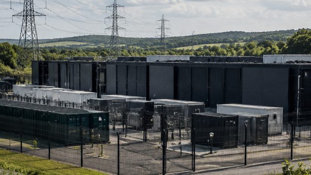 Navigating the Challenges of Data Centres in the UK