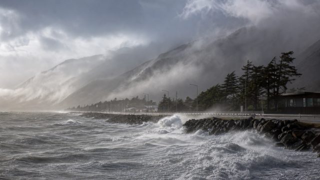 The Impact of Strengthened El Niño on Northwest Weather Patterns