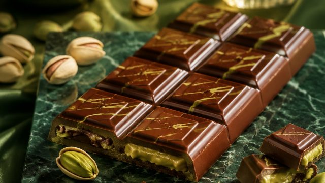 SPAR Unveils Exclusive Launch of New LINDOR Pistachio Chocolate Bar